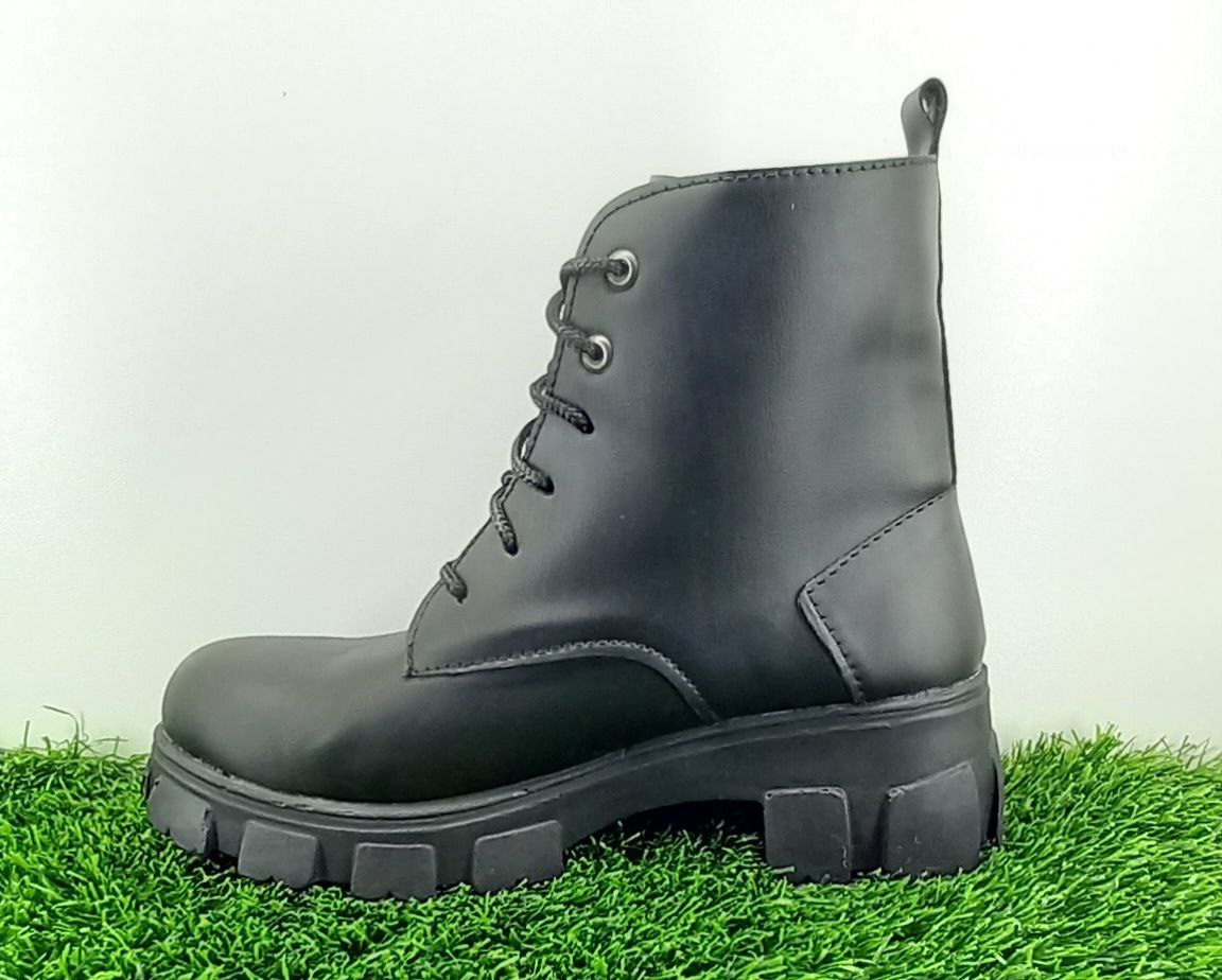 بوت زنانه بغل زیپ مات