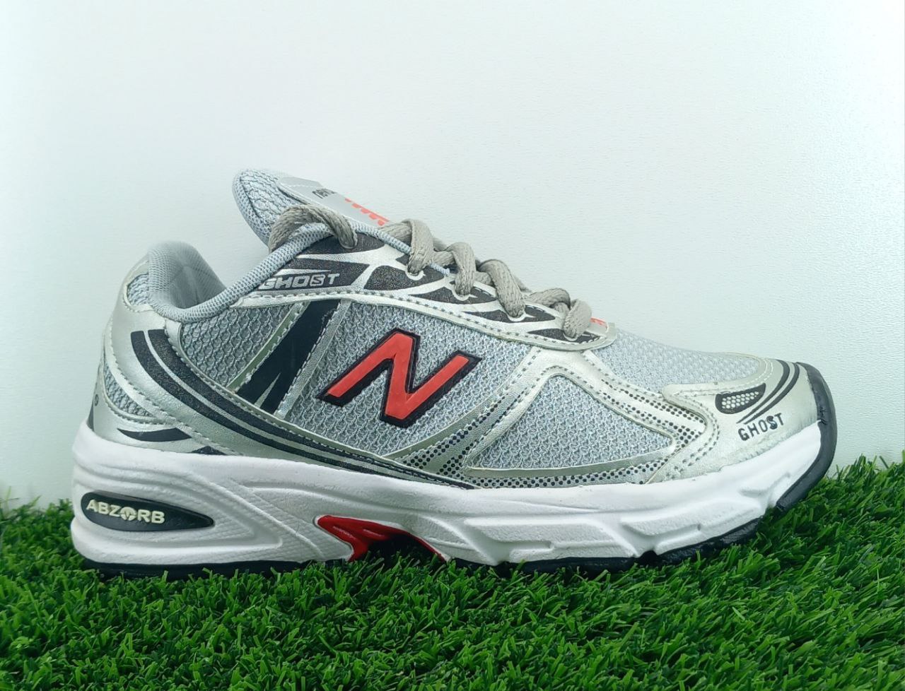 کتونی نیوبالانس