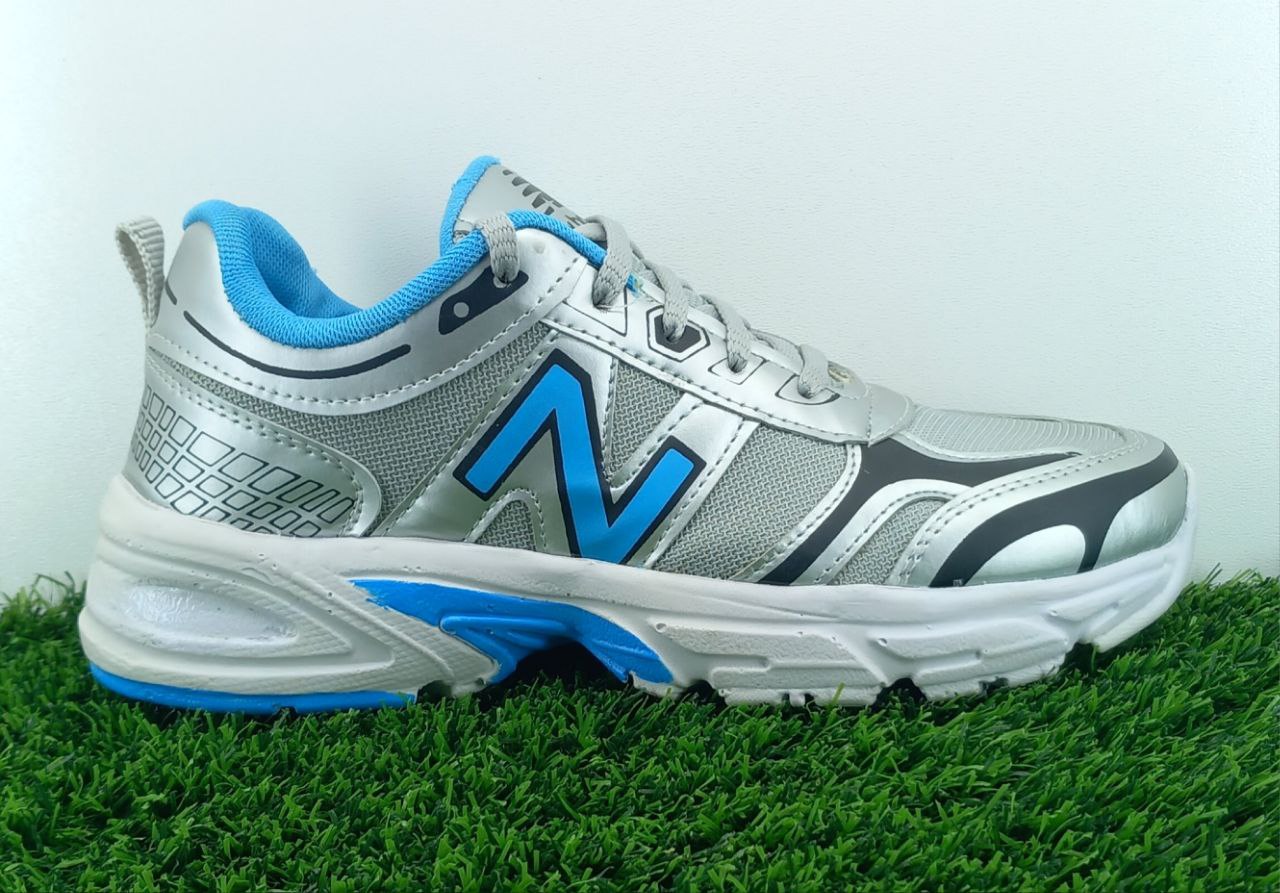 کتونی زنhنه نیوبالانس