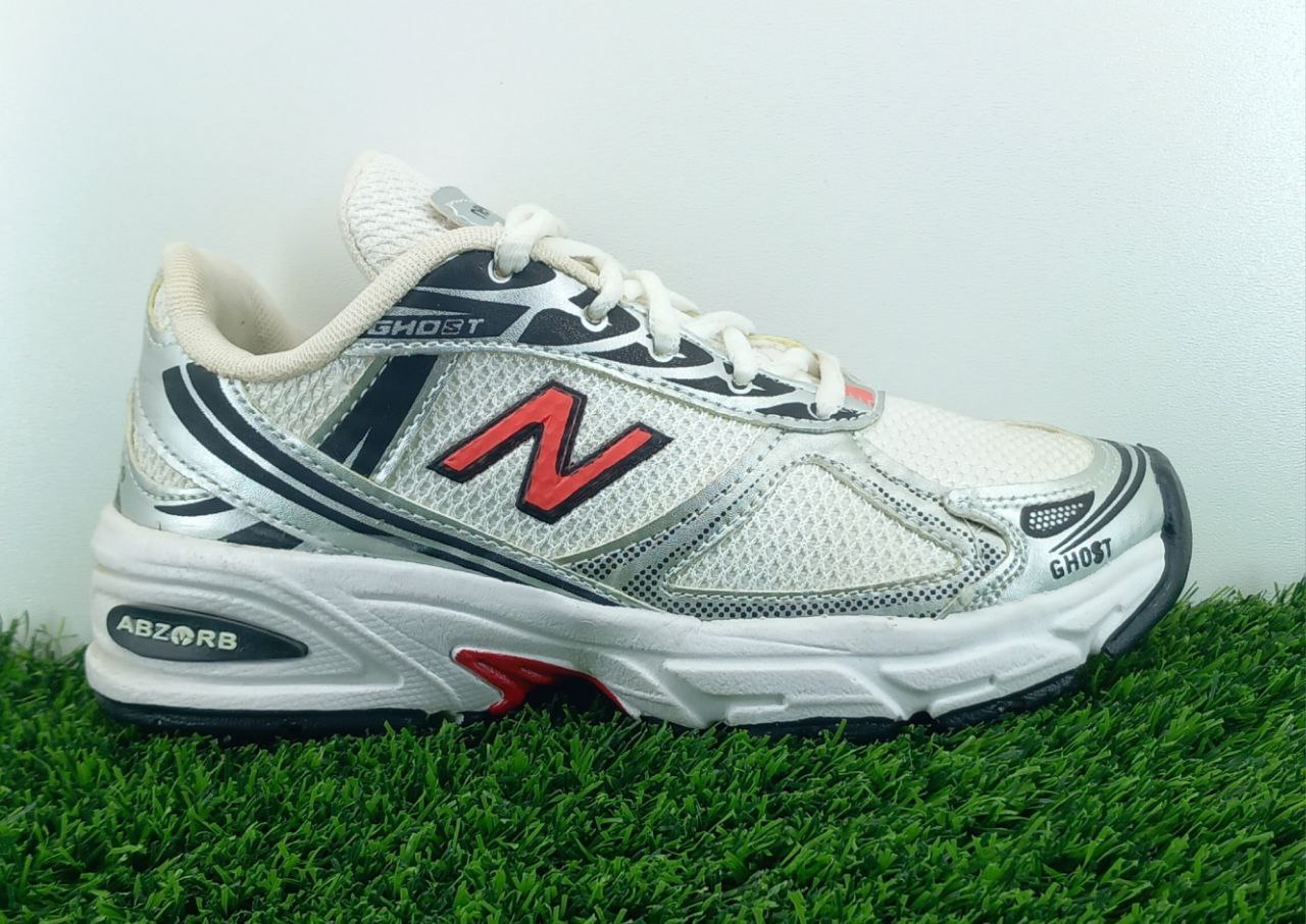 کتونی زنانه نیوبالانس