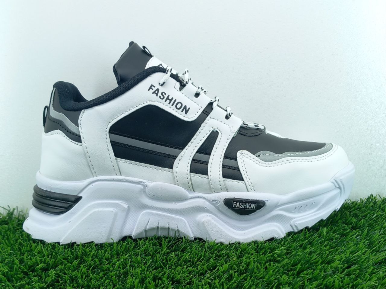 کتونی زنانه فشیون