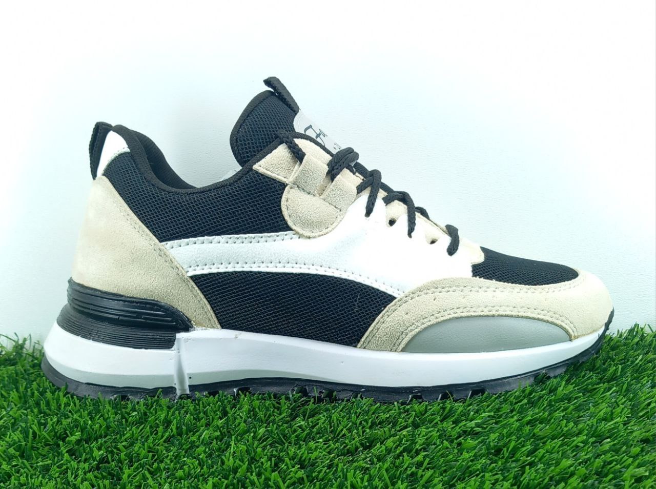 کتونی زنانه فشیون