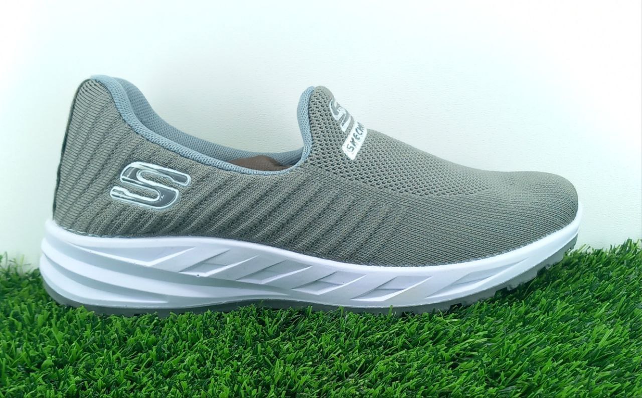 اسکیچرز زنانه