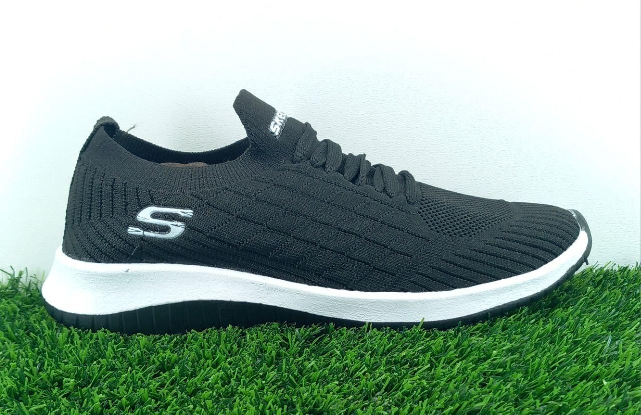 اسکیچرز زنانه