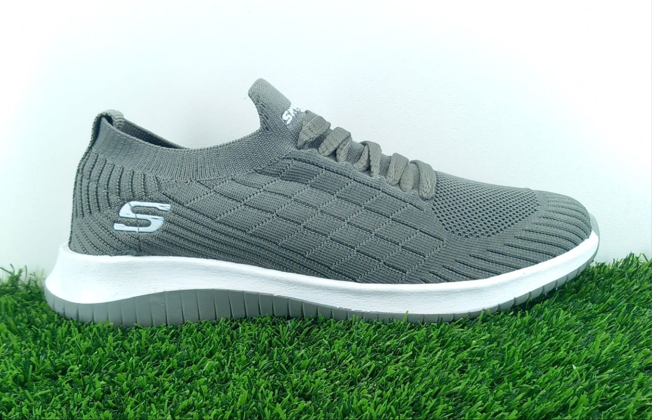 اسکیچرز زنانه