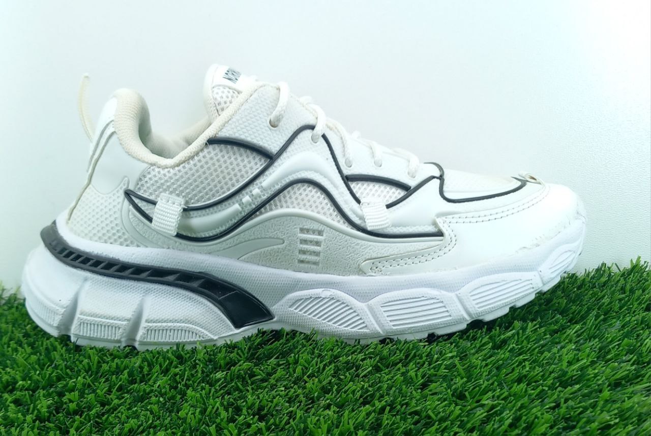 کتونی زنانه