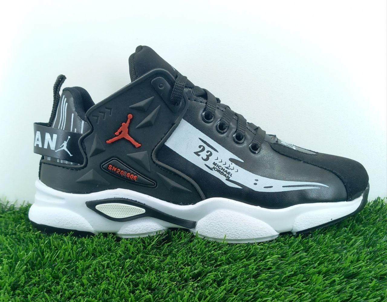 جردن 23 زنانه